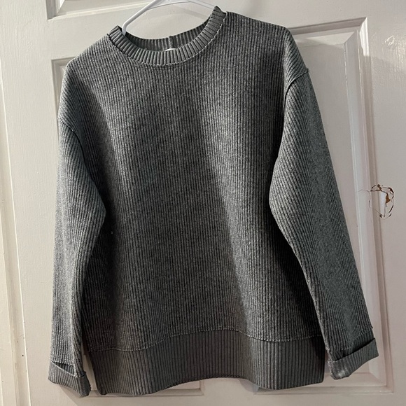 Zara Sweaters - Zara sweater